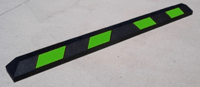 Parking Lot Rubber Wheel Stop with Green Reflective Strips